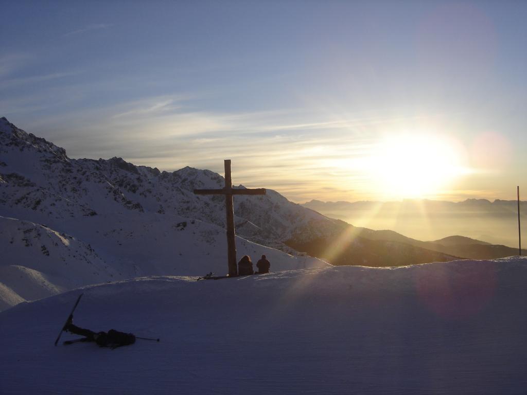 Gite Le Cerf De Belledonne Sainte-Agnès المظهر الخارجي الصورة